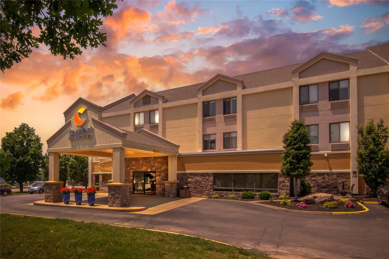 Comfort Inn & Suites Kansas City Northeast - photo 5