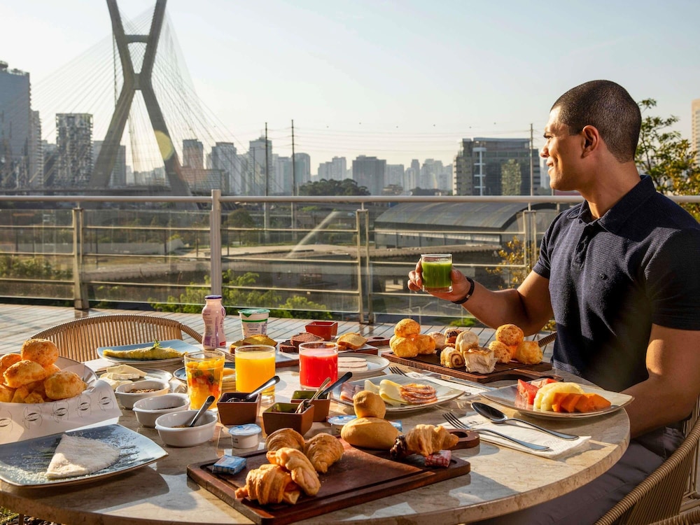 Novotel São Paulo Morumbi — 4-Star Luxury Hotel in Sao Paulo, Brasil