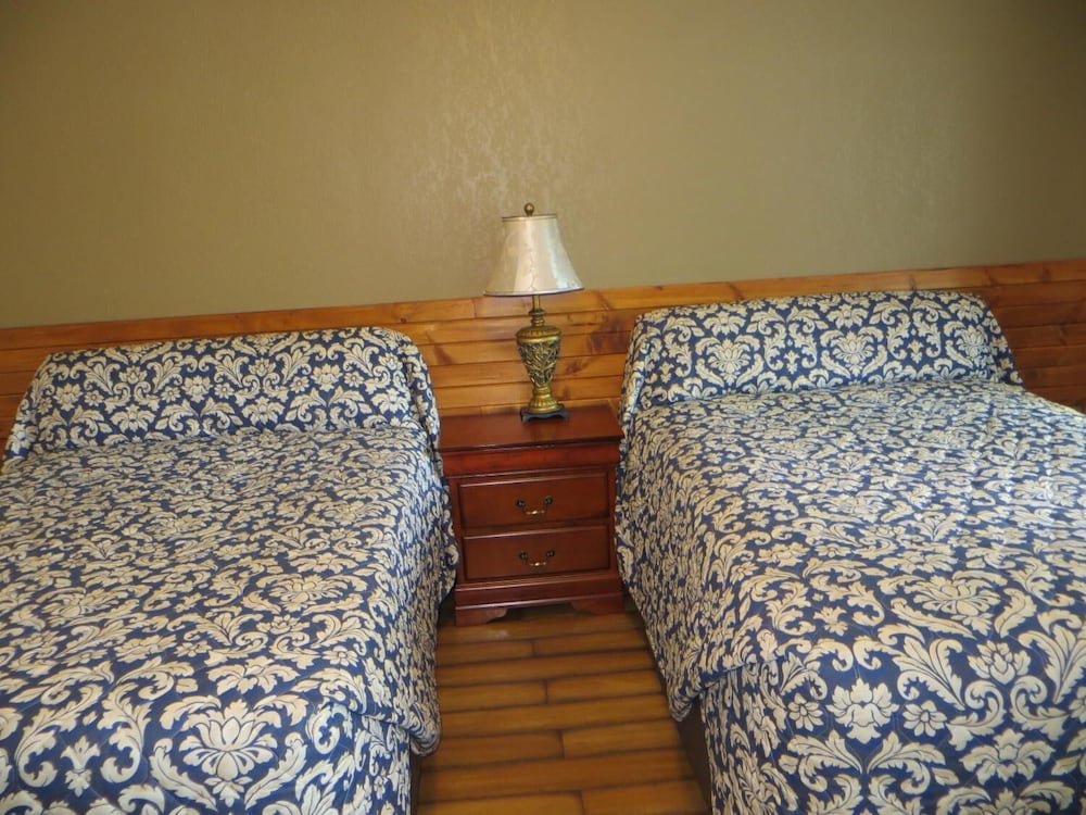 Cool Springs Inn - photo 9