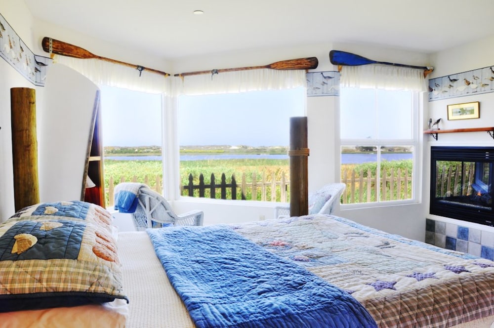 Captain's Inn at Moss Landing - photo 44