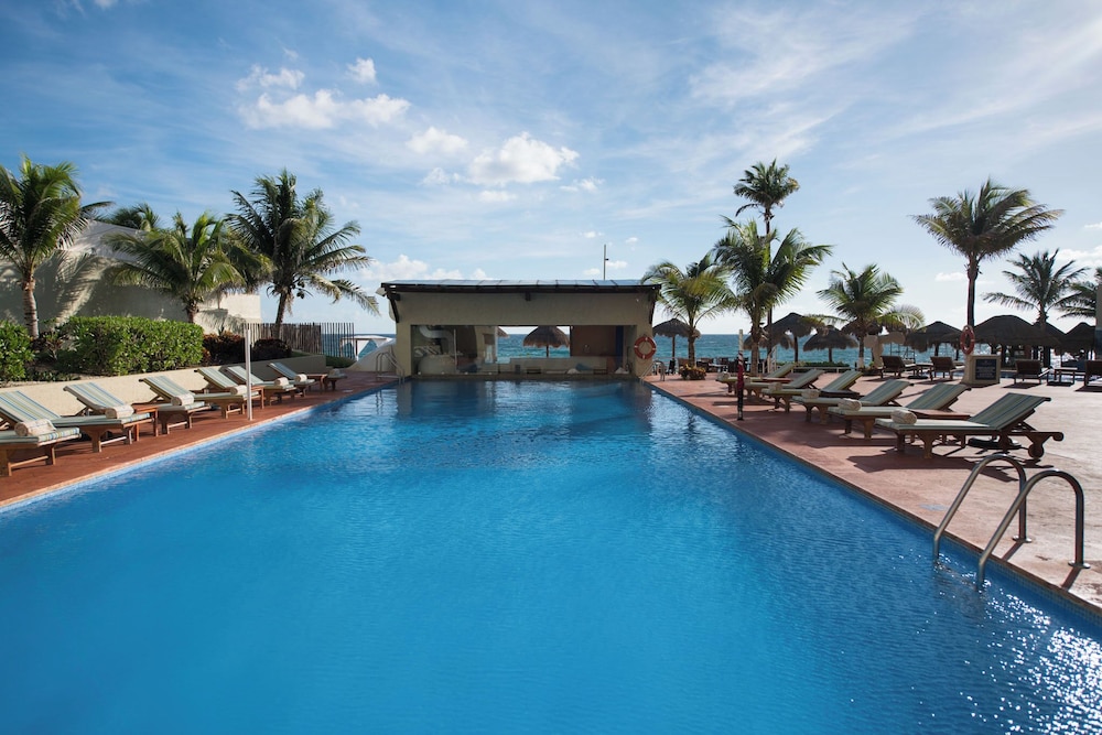 Club Regina Cancun