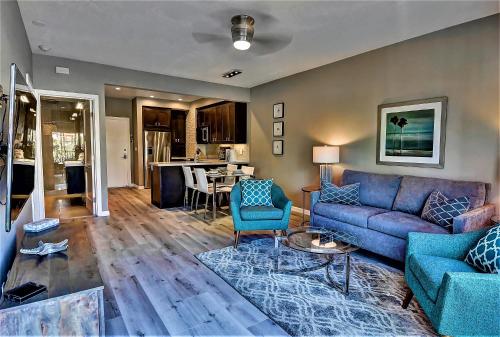 647 Luxury Inside The Gates Lacosta Resort Top Floor Steps From Resort 647 — Encinitas
