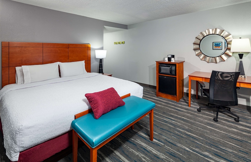Hampton Inn & Suites Mobile I 65@ Airport Blvd - photo 15