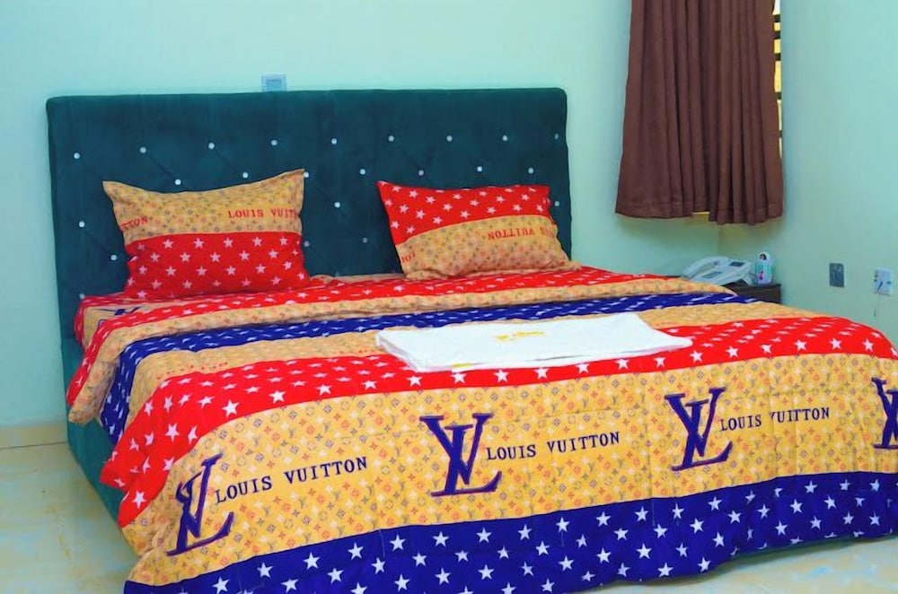 Solid Worth Hotels — Ilorin — photo 5