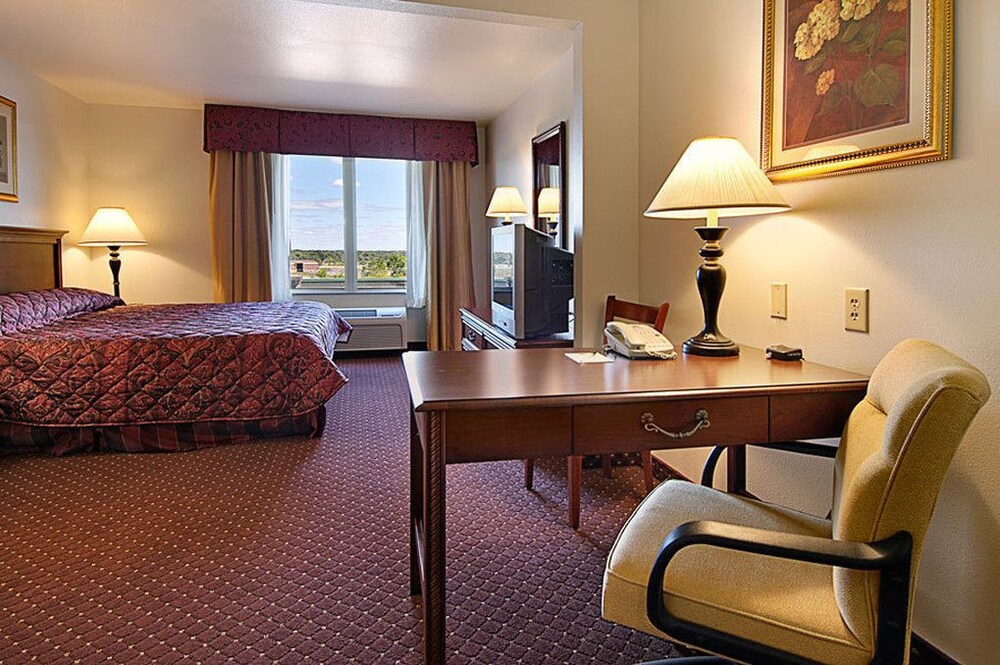 Holiday Inn Express Syracuse Fairgrounds by IHG - photo 22