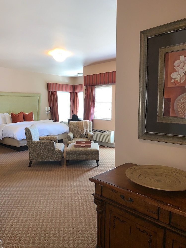 Blue Bay Inn - photo 13