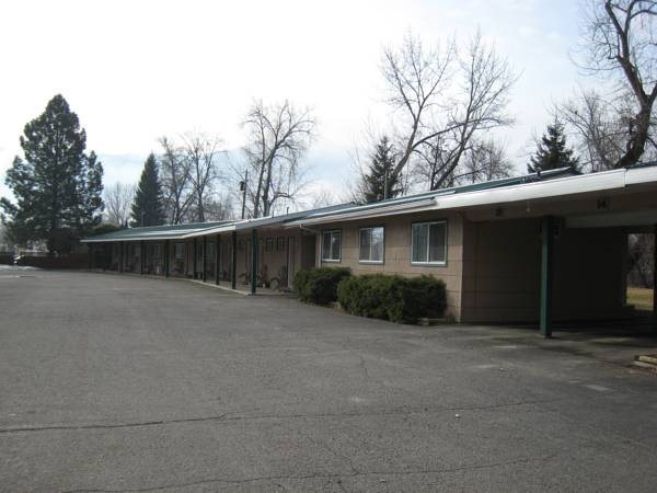 Johnny’s Motel in Grand Forks, Canada