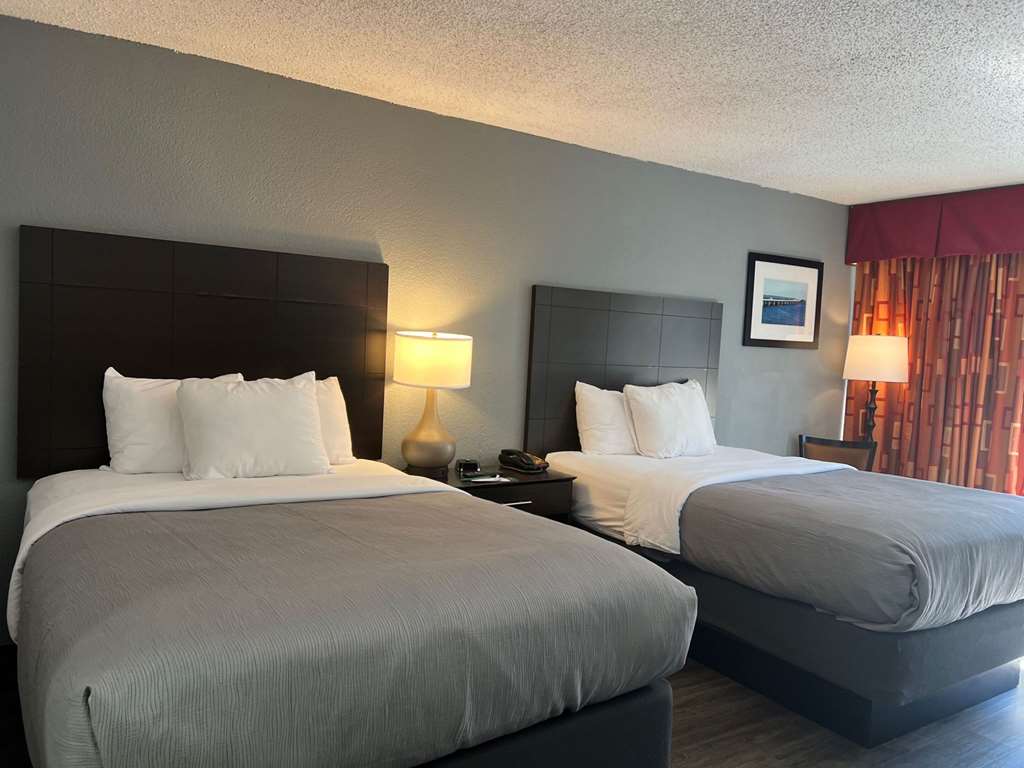 Quality Inn & Suites Gulf Breeze Bayside near Pensacola Beach - photo 3