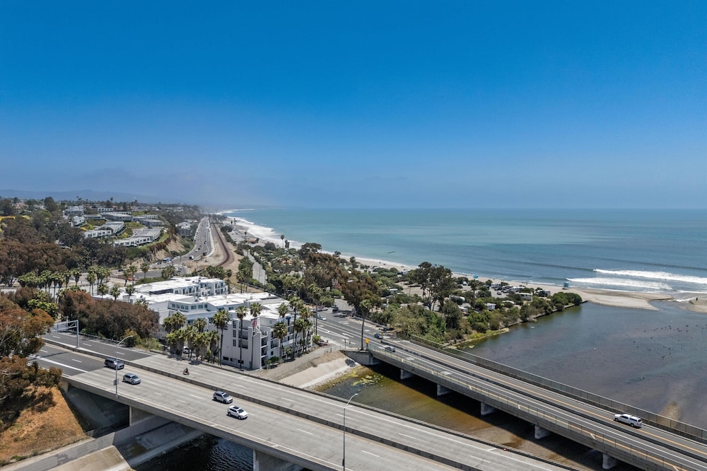 Hilton Garden Inn Dana Point Doheny Beach - photo 78