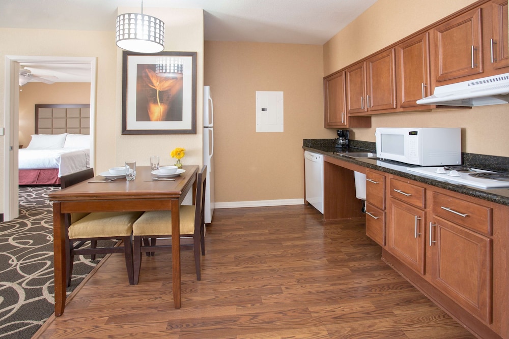 Homewood Suites by Hilton Yuma - photo 6