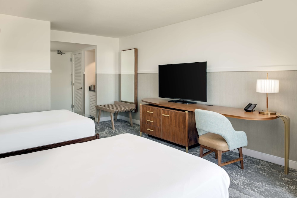 Hilton Los Angeles Culver City - photo 43