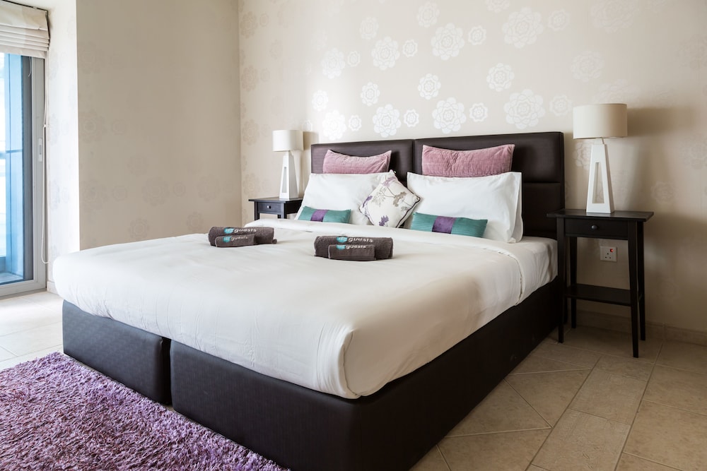 HiGuests Vacation Homes Princess Tower in Dubai, United Arab Emirates