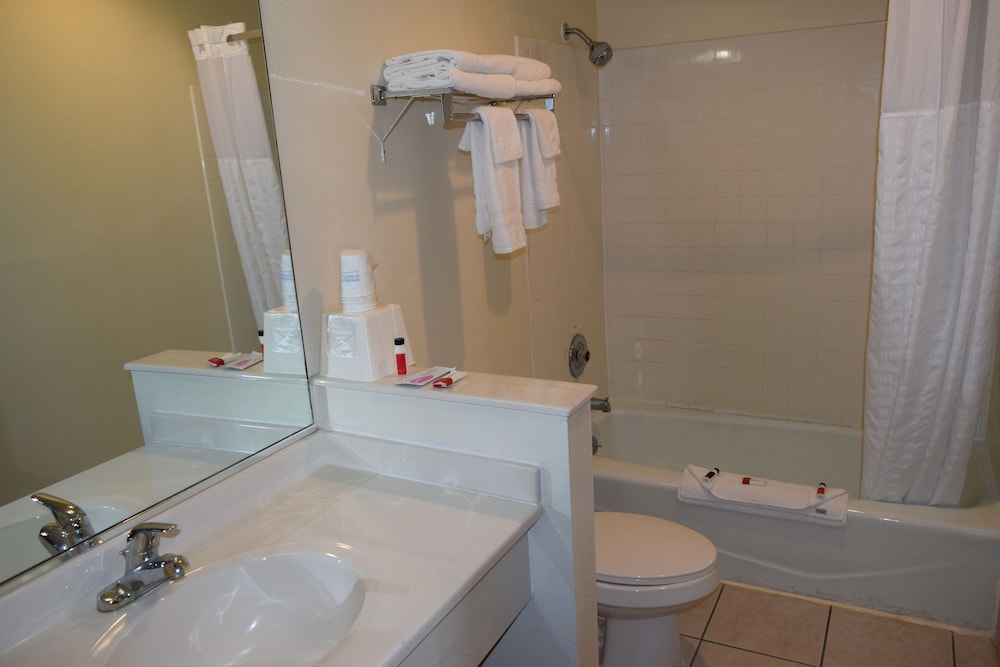 Days Inn by Wyndham Portage Cascade Mountain area - photo 43