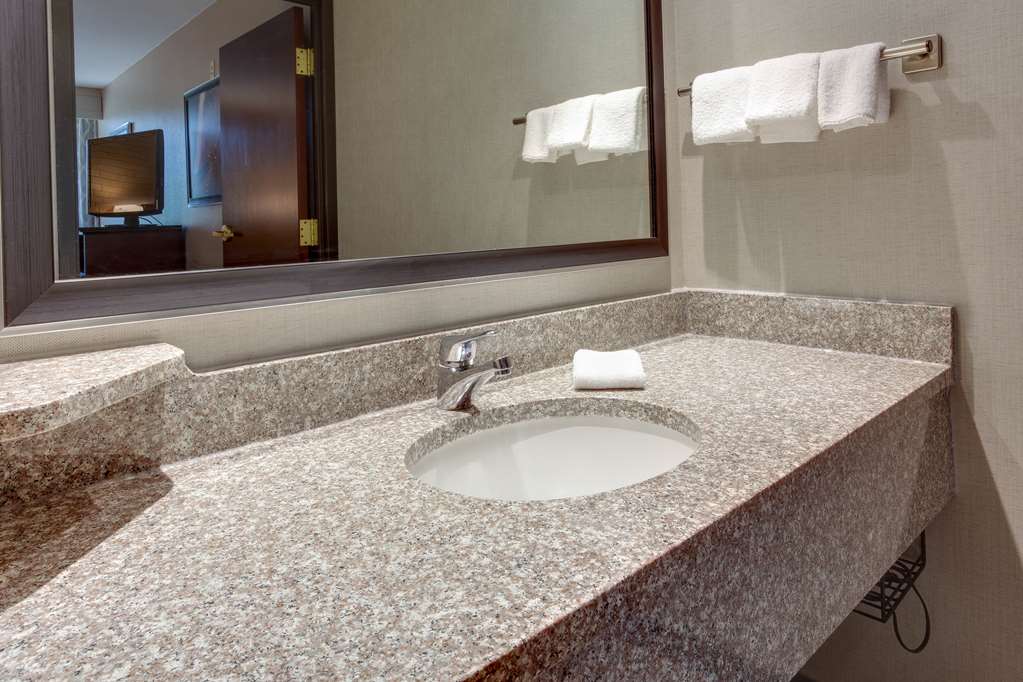 Drury Inn & Suites Louisville East - photo 24