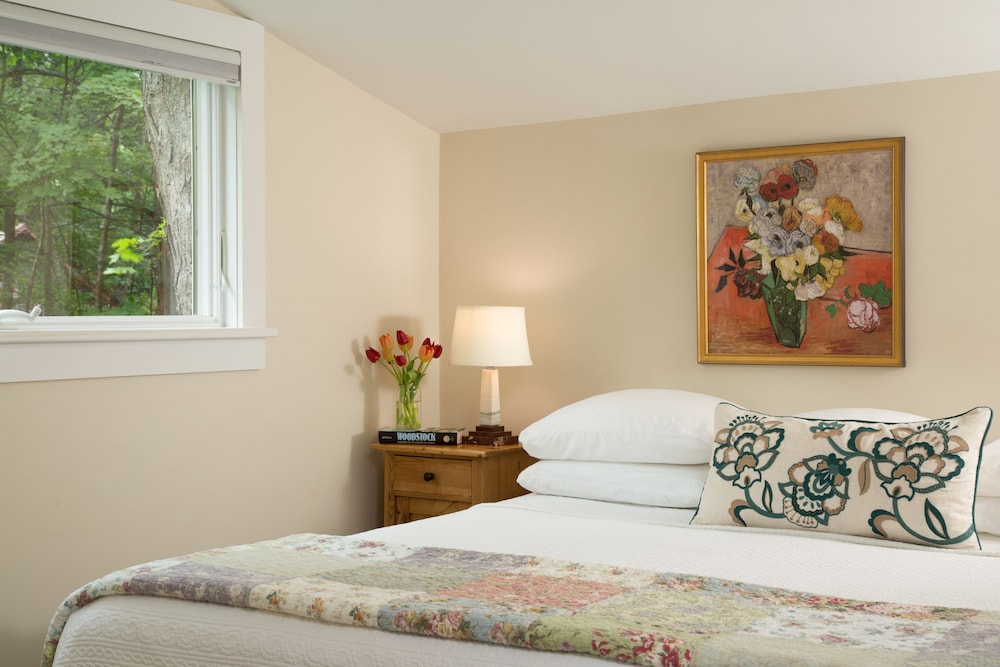 The Woodstock Inn on the Millstream - photo 8