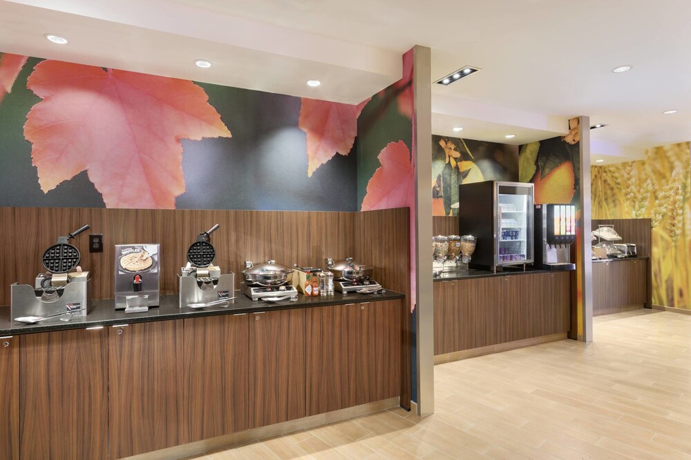 Fairfield Inn & Suites by Marriott Pittsburgh Downtown - photo 23