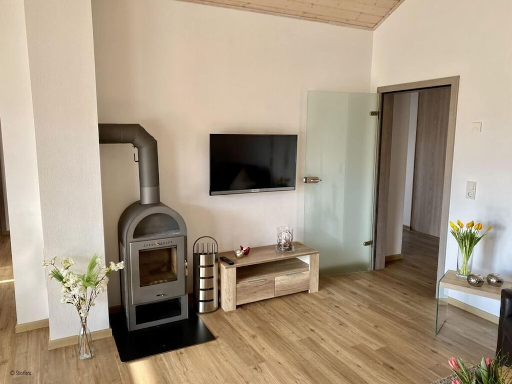 Holiday Home Strandweh — 4-Star Luxury Hotel in Butjadingen, Germany