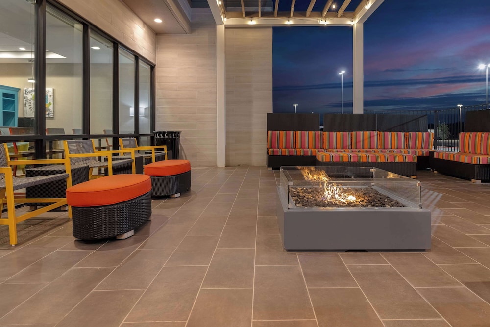 Home2 Suites by Hilton Brownwood - photo 39