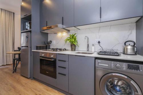 Venice House 1 Bedroom City Apartment