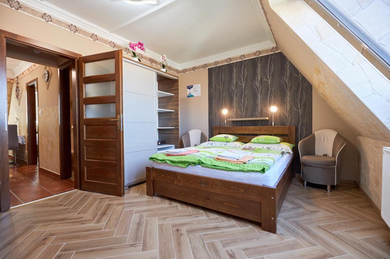 Valentin Deluxe Apartman — 4-Star Luxury Hotel in Hajduszoboszlo, Hungary