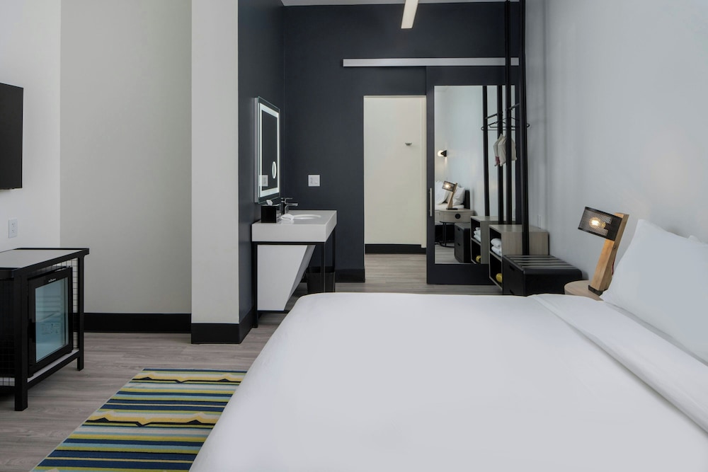 Aloft Memphis Downtown - photo 6