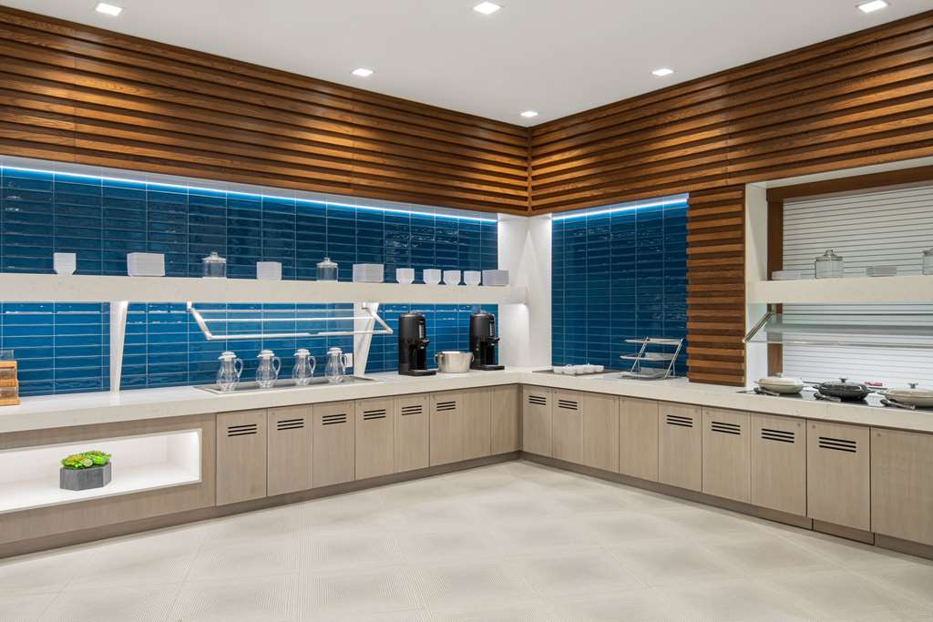 Hyatt Place Atlanta Perimeter Center - photo 9
