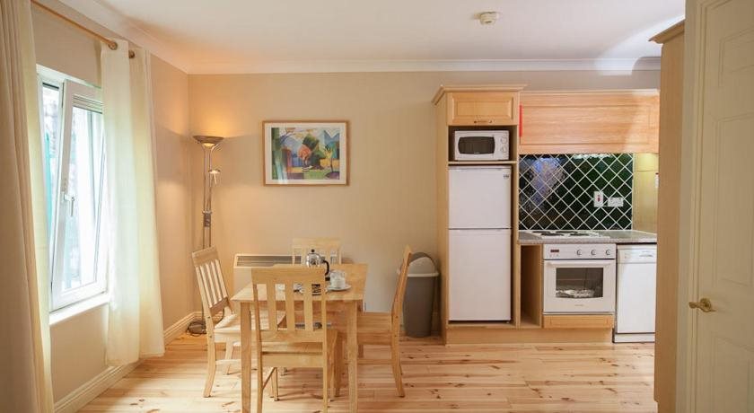 The Waterside Apartment 112 Harbour Mills — 4-Star Luxury Hotel in Westport, Republic of Ireland
