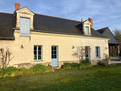 Charmant Studio Dans Une Longere — hotel in La Menitre