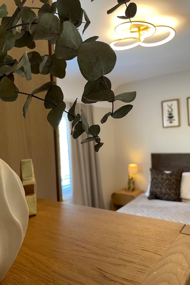 The Dooley 3 beds Sleeps 6 Pet Friendly — hotel in Bootle