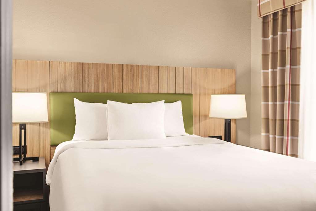 Country Inn & Suites by Radisson Georgetown KY - photo 17