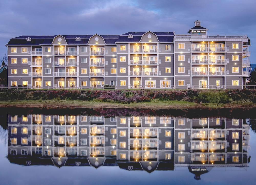 Rivertide Suites Hotel - photo 34