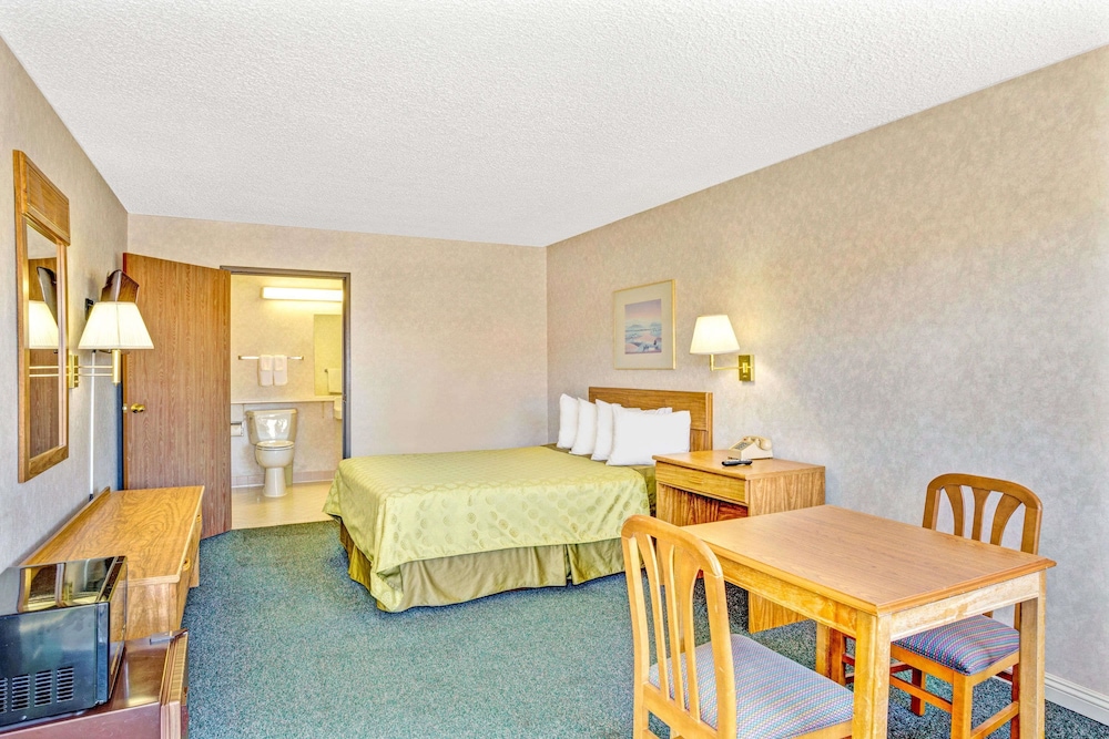 Days Inn by Wyndham Carson City - photo 6