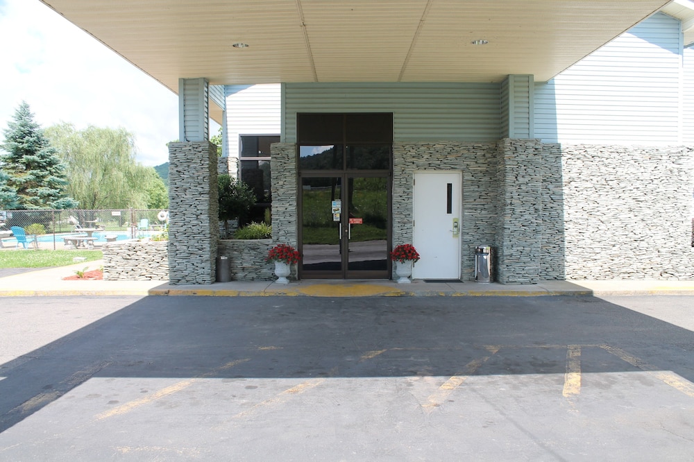 Americourt Hotel - photo 46