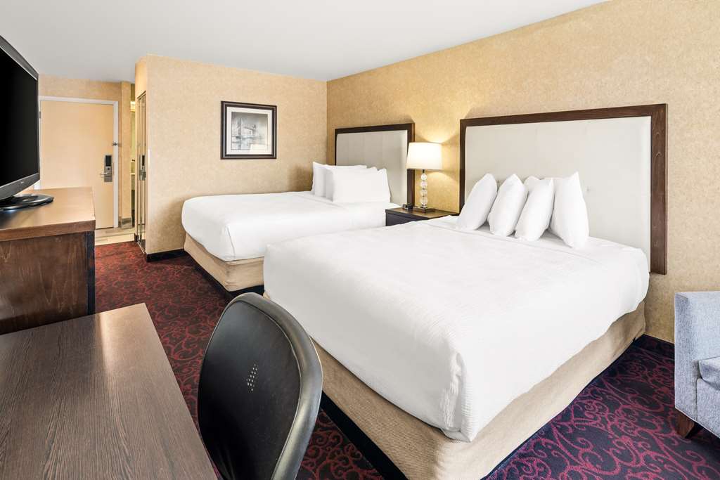 Best Western Coral Hills - photo 20