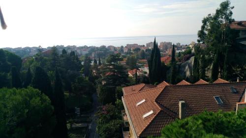 Casa Lilli — 4-Star Luxury Hotel in Vallecrosia, Italy