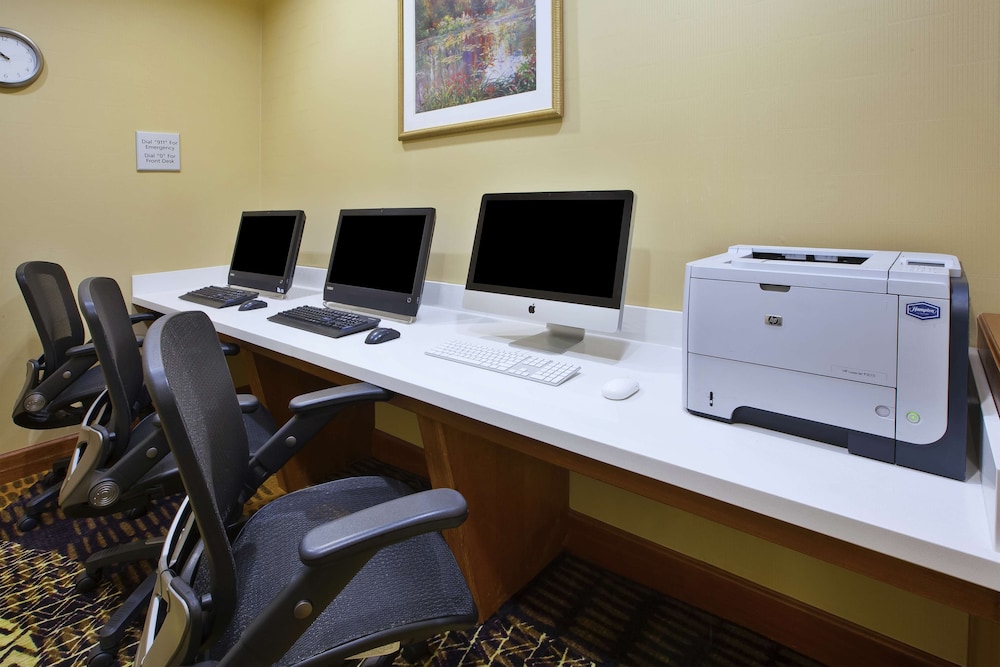 Hampton Inn Commerce Novi - photo 45