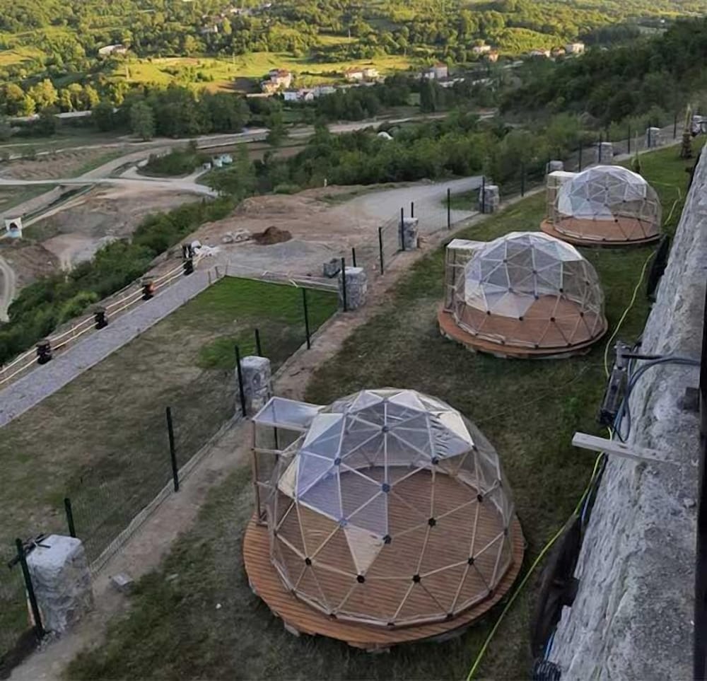 Vadi Zirkon Otel & Kamping in Karamursel, Turkey