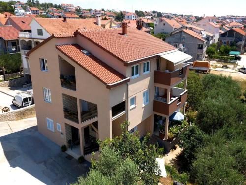 Apartments Maza One Bedroom Apartment with Balcony Angela — 4-Star Luxury Hotel in Zadar, Croatia
