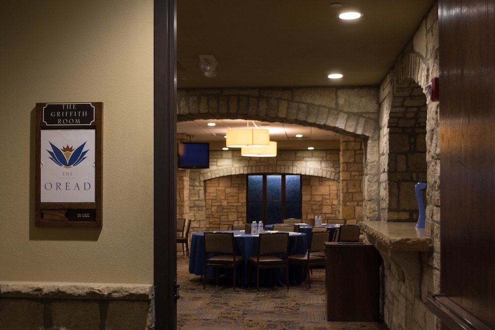 The Oread Lawrence Tapestry Collection by Hilton - photo 124
