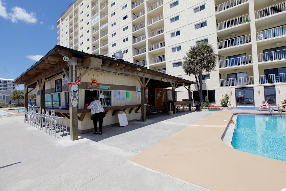 Regency Towers Beach Resort by Panhandle Getaways - photo 26