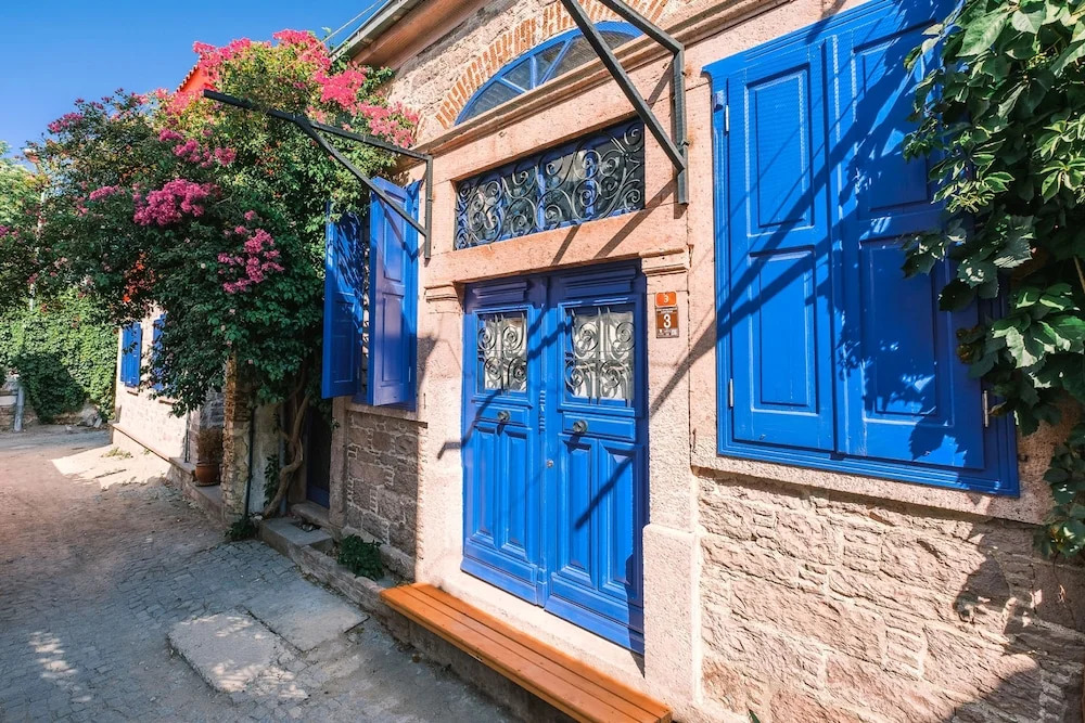 Central Stone Loft 2 Mins Beach 5 Mins Marina - last minute hotel in Ayvalik