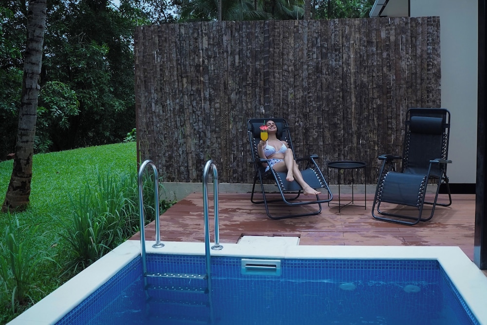 Hipnoetic Goa Private Pool Cottages — Quepem