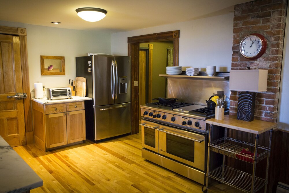Mt. Philo Inn - photo 44