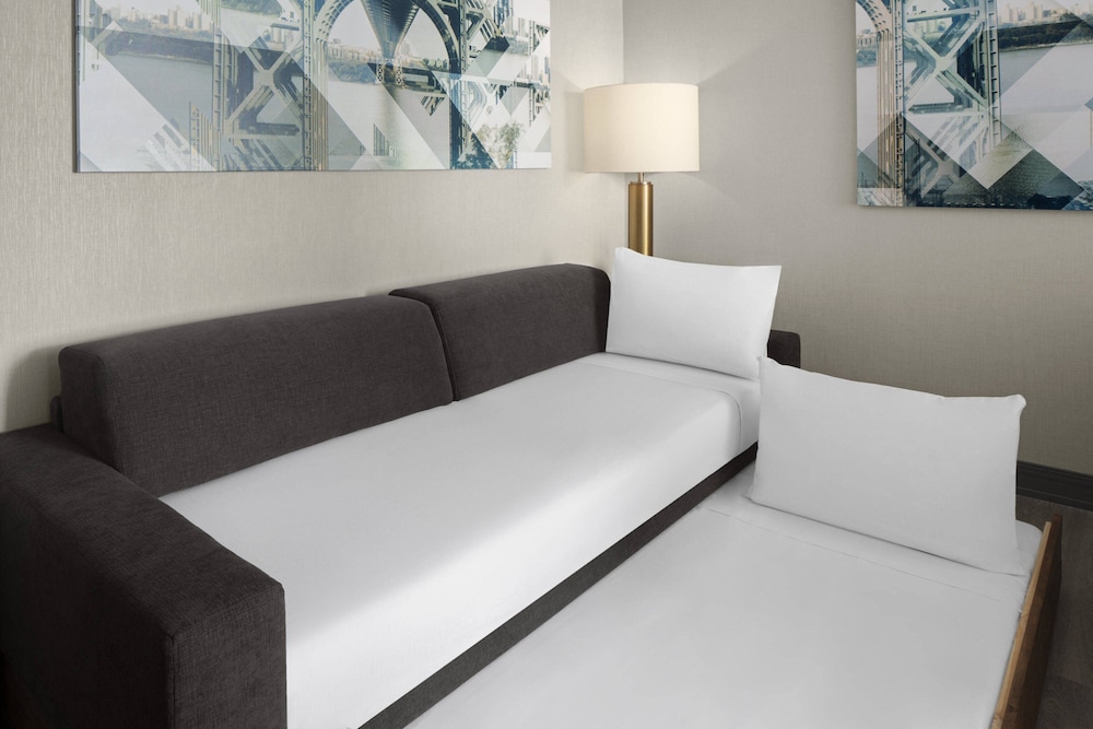 SpringHill Suites by Marriott East Rutherford Meadowlands Carlstadt - photo 9