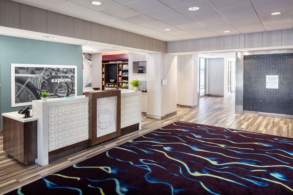 Hampton Inn & Suites Charlotte Ballantyne - photo 5