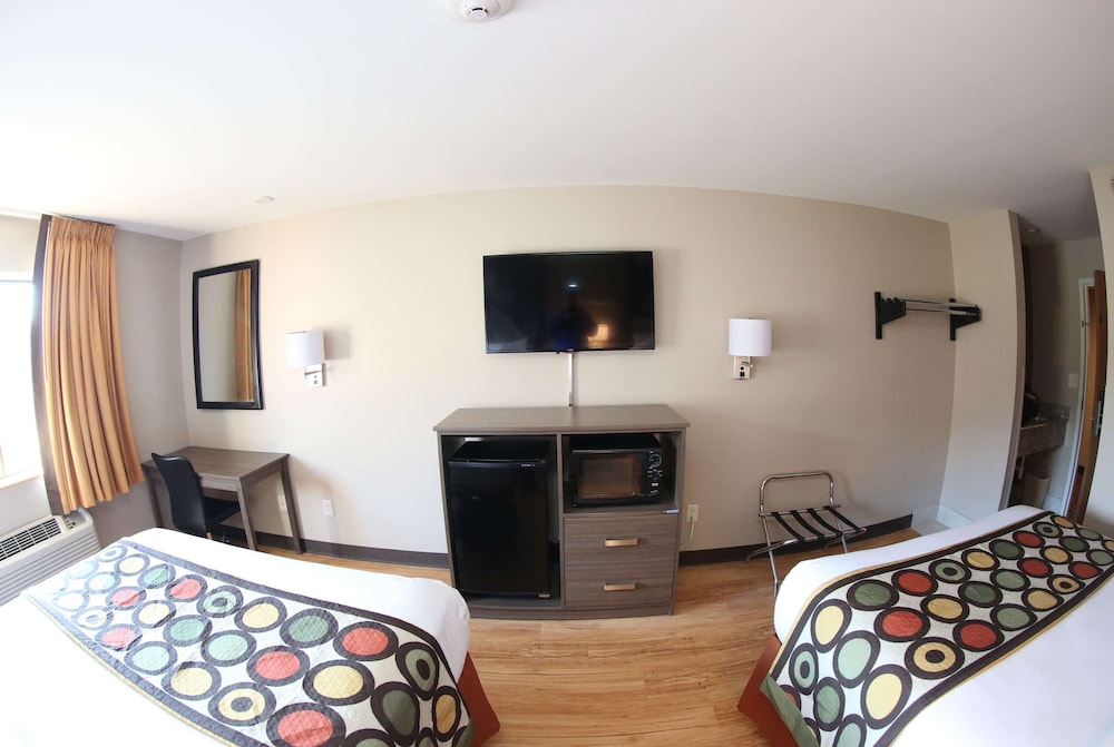 Super 8 by Wyndham Portsmouth - photo 7