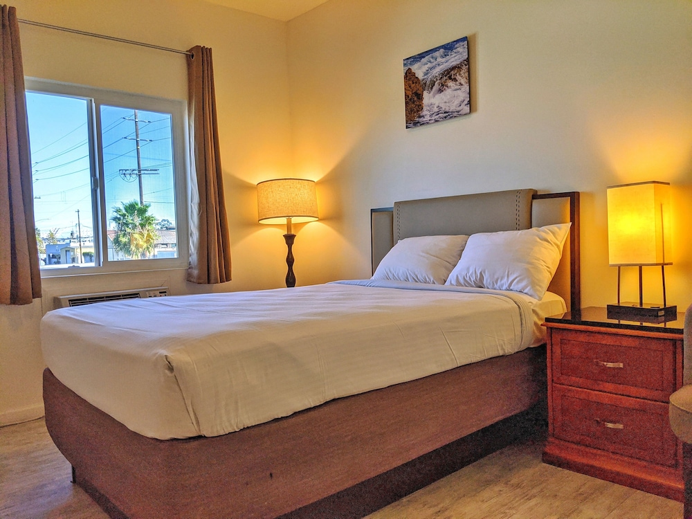 Anchor Pointe Inn - photo 35