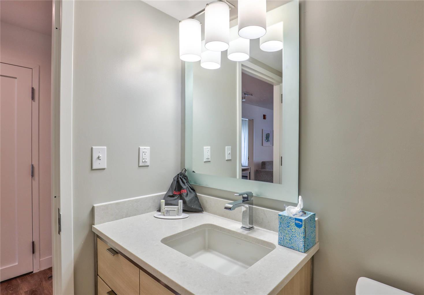 Alluxsuites at 1876 an Ascend Collection Hotel - photo 19