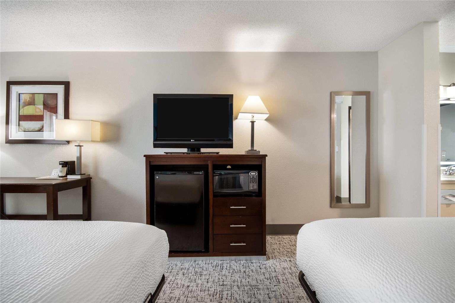 Baymont by Wyndham Marinette - photo 9