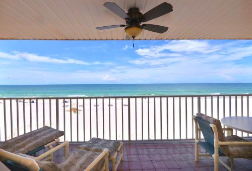 Holiday Villas II — 4-Star Luxury Hotel in Indian Shores, United States